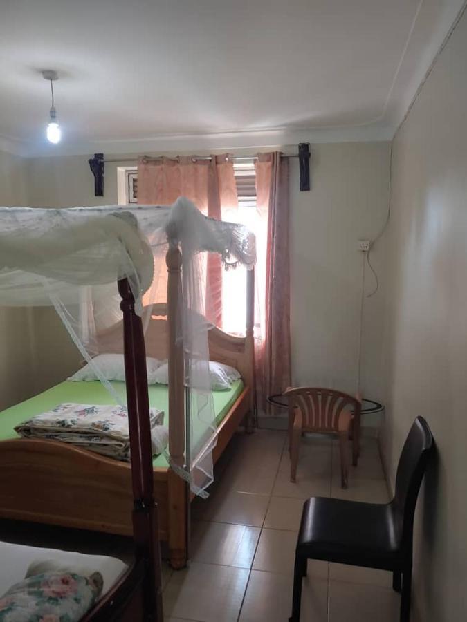 NEW AFRICAN VILLAGE Entebbe Dış mekan fotoğraf